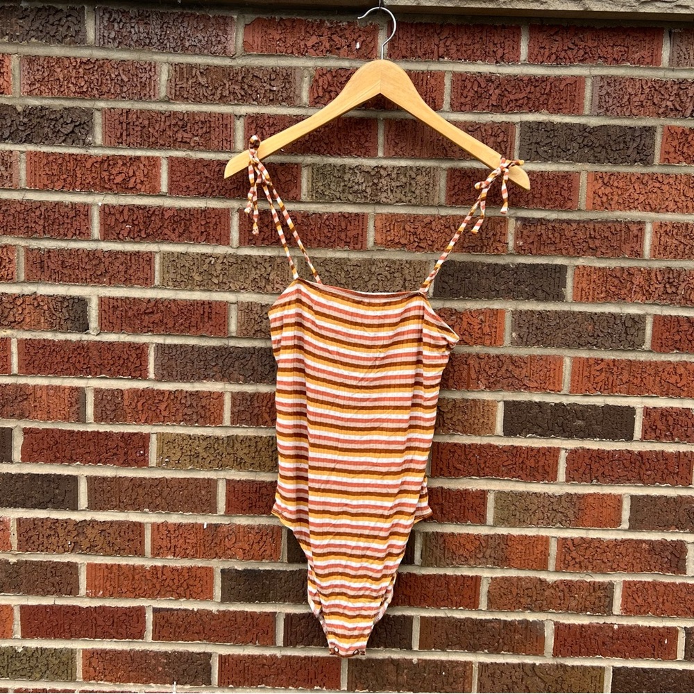American Eagle Orange White and Rust Striped Ribbed Bow Strap Bodysuit